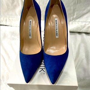 Manolo Blahnik Blue Suede M36